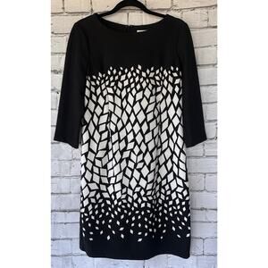 Preowned Chico's Size 1 (Medium) Geometric Print 3/4 Sleeve Stretchy Knee Length